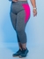 Calça Capri Powerful Levanta Bumbum Plus Size - Cinza e Rosa