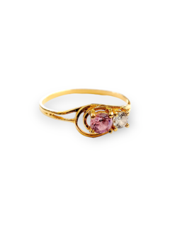 Anillo tu y yo de oro 18 quilates con rosa de Francia y cubic