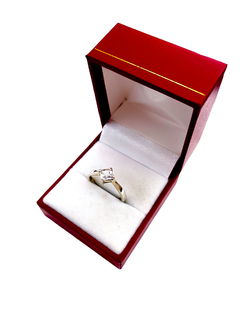 Anillo de compromiso para mujer