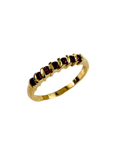 Anillo de oro 18 quilates para mujer de Fasano Joyeros, la joyería más antigua de Rosario.