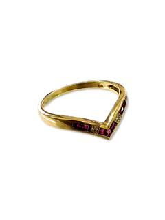 Anillo de oro 18 quilates para mujer de Fasano Joyeros, la joyería más antigua de Rosario.