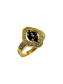 Anillo de oro 18 kilates con zafiros y cubics zirconia de Fasano Joyeros.