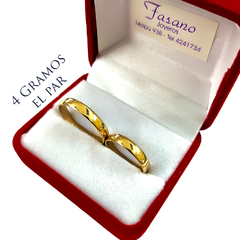 Alianzas de oro para compromiso y casamiento de Fasano Joyeros, la joyería más antigua de Rosario