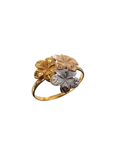 Anillo flor de oro