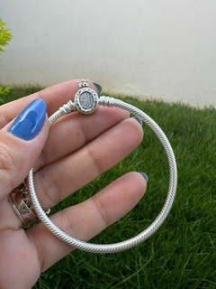 Pulseira coroa cravejado inspiração Pandora