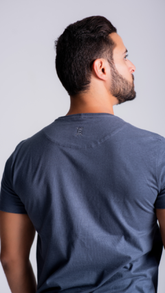 CAMISETA ESSENTIAL | COMFORT - CINZA - comprar online