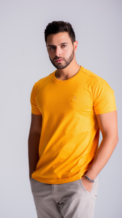 CAMISETA ESSENTIAL | COMFORT - AÇAFRÃO