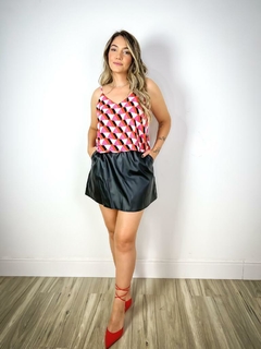 Saia Curta Couro Preta - Closet Iclê