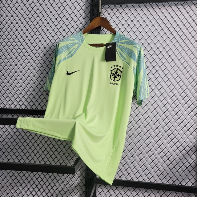 Nike disponibiliza camisa preta da Seleção Brasileira em seu e