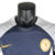 Camisa Chelsea Treino 23/24 - Jogador Nike Masculina - Azul com detalhes em branco e dourado na internet