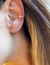 Brinco Ear Cuff c/ Corações Vazados Banhado em Ouro 18K na internet