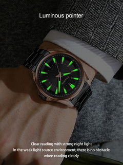 Relógio Masculino CURREN Clássico Aço Inox. Ponteiros luminosos - comprar online
