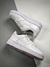 Nike Air Force 1 Low "Triple white" na internet