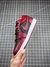 Air Jordan 1 Low ''Black Wine Red Metal Flying Wings'' na internet