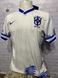 Camisa Seleção Brasileira 22 na internet