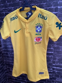 Camisa Seleção Brasileira Feminina na internet