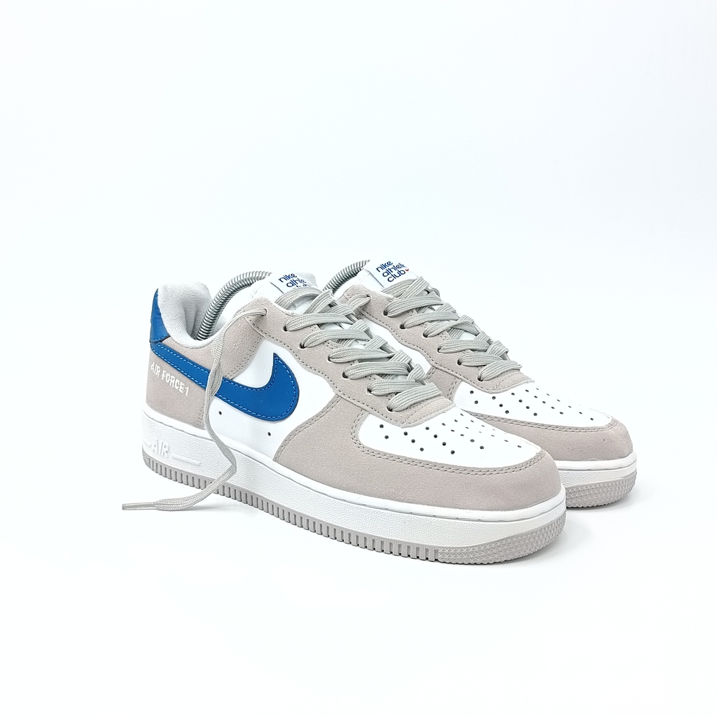 NIKE AIR FORCE 1 LV8 GRIS CHULO AZUL EMBLEM