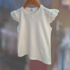 REMERA NENA CON BRODERIE NATURAL - Emaivi