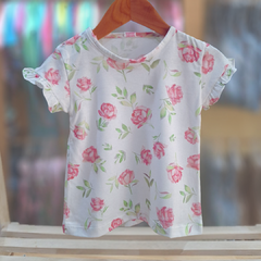 REMERA BEBA ROSAS BLANCA