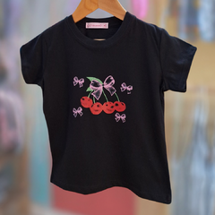 REMERA NENA CHERRY NEGRA en internet