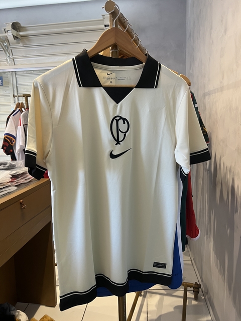 Camisa Corinthians Japão III 22/23 Torcedor Nike Masculina - Bege