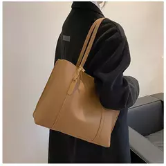 Bolsa Patrícia - Praticidade e Elegância - Oliva Bolsas