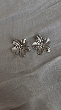 FLORA EARRINGS en internet