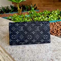 Louis Vuitton Amelia na internet