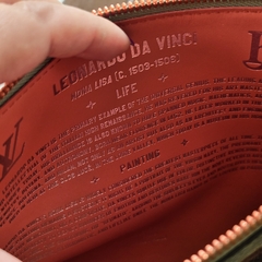 Louis Vuitton Da Vinci na internet