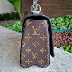 Louis Vuitton Twist MM na internet