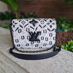 Louis Vuitton Twist MM