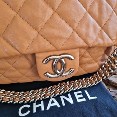 Chanel Chain Around Max Flap - comprar online