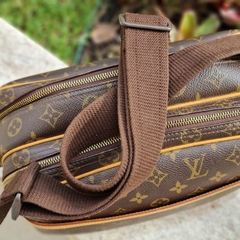 Louis Vuitton Reporter PM