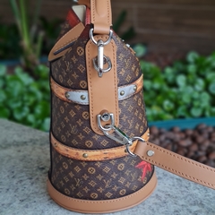 Louis Vuitton Duffle Time Trunk na internet