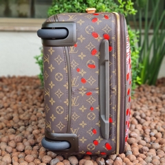 Louis Vuitton Pegase 45 Jungle - comprar online