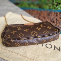 Louis Vuitton Multi Pochette Accessoires na internet