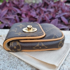 Louis Vuitton Pochette Tulum - Lestore Brasil