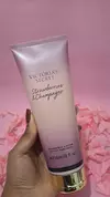 Hidratante corporal - Victoria's Secret - Strawberries & Champagne