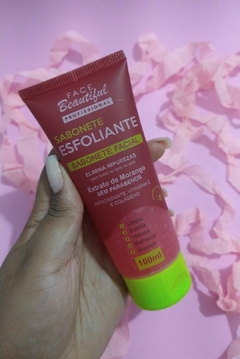 Sabonete Esfoliante facial - Extrato de morango