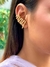 Brinco ear cuff com zig zag banhado a ouro. na internet