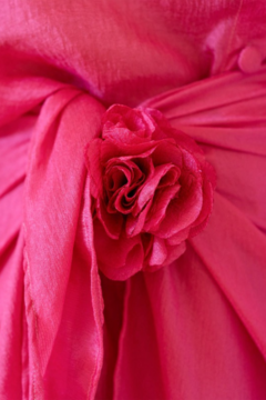 Pareô Toque de Seda Creta Rosa Pink na internet
