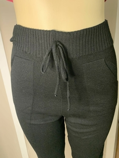 Calça Jogger Tricô Lanzinha on internet