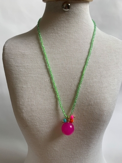 Necklace With Pink Ruby Pendant And Natural Neon Green Crystals - Stilo.co - Roupas de Marca Famosas, Jóias em Ouro 18k, Jóias Religiosas