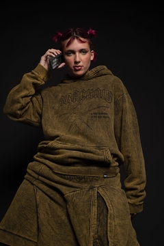 Imagen de HOODIE "ARACHNID" WASHED OCHRE