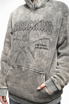 HOODIE "ARACHNID" WASHED GRIS en internet