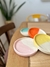 PLATO CON BORDE ROSA - comprar online