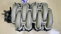 Coletor de Admissão Ford Mustang 5.0L 2011-2014 V8 com válvula de vapor de combustível EGR.