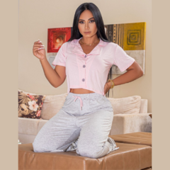 Pijama Feminino Calça Pantalona Cropped Manga Curta Cinza e Rosa na internet