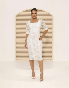 Vestido midi tubinho de renda com decote quadrado - comprar online