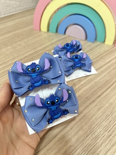 PAR DE LAÇOS STITCH